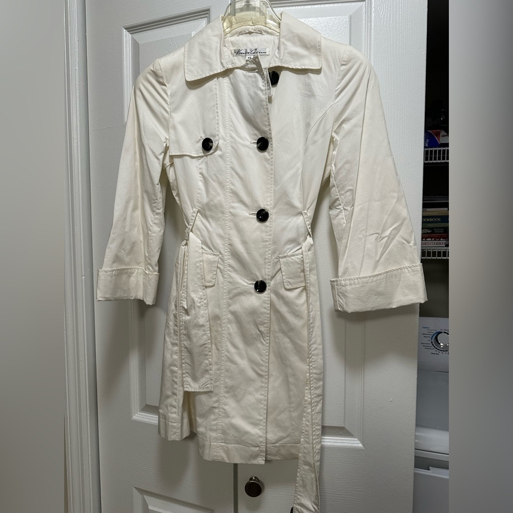 White Trench Coat Kenneth Cole